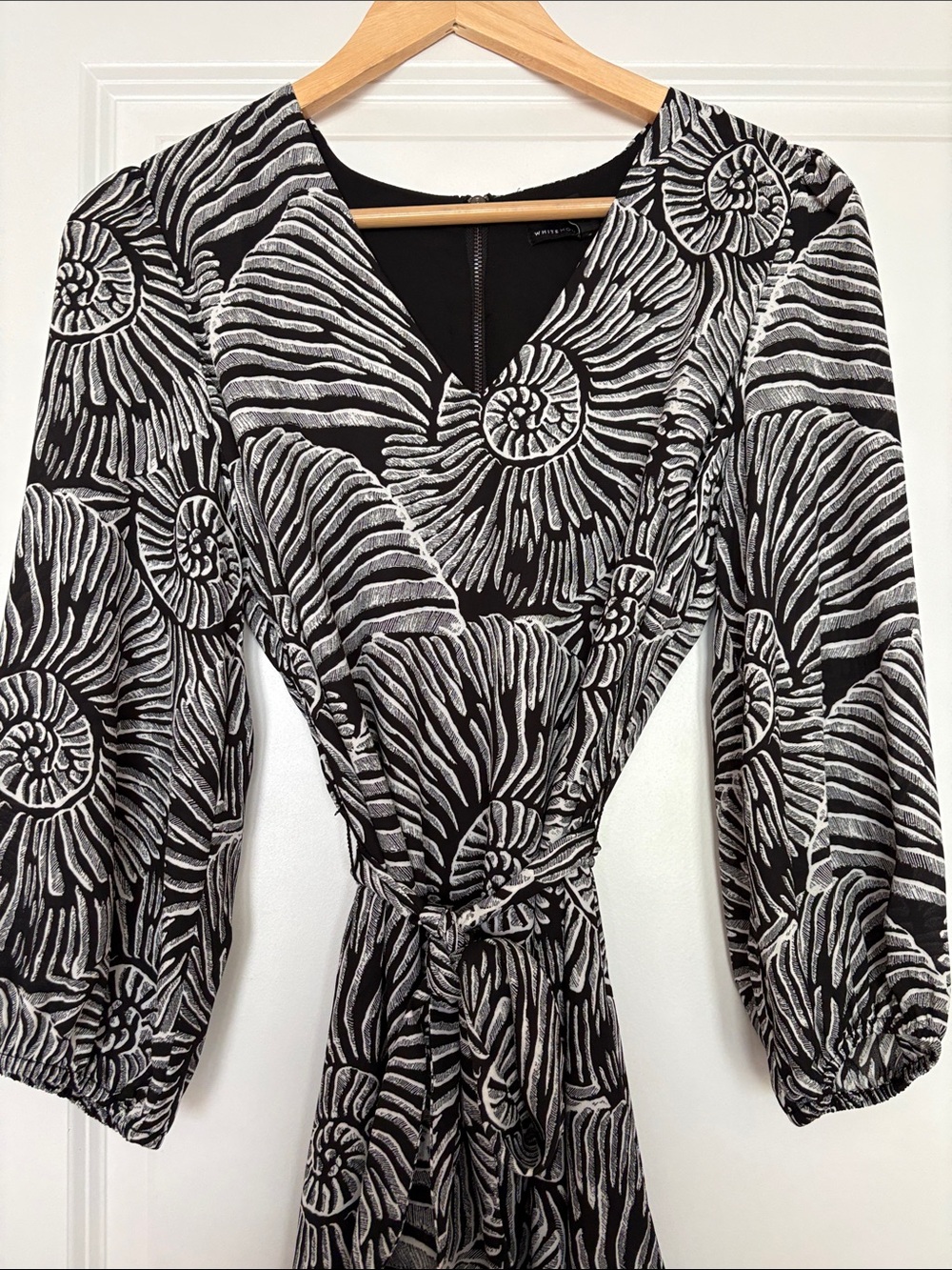 White House Black Market Shell Wrap Dress - Picture 2 of 6